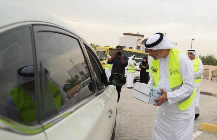 «دبي
      البحري»
      يشارك
      في
      مشروع
      إفطار
      صائم